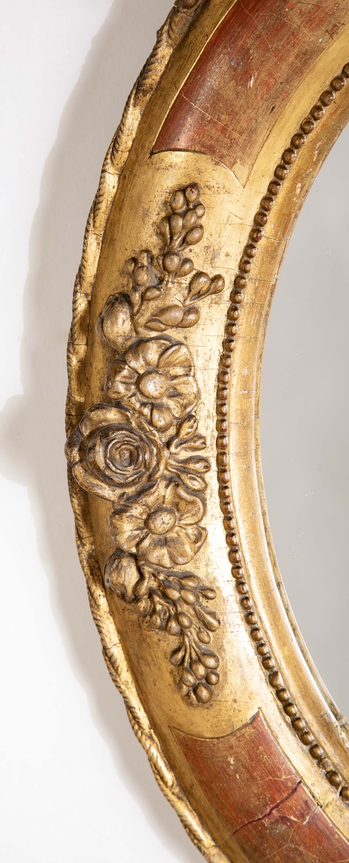 18th Century Italian Rococo Gilt Wood Oval Mirror