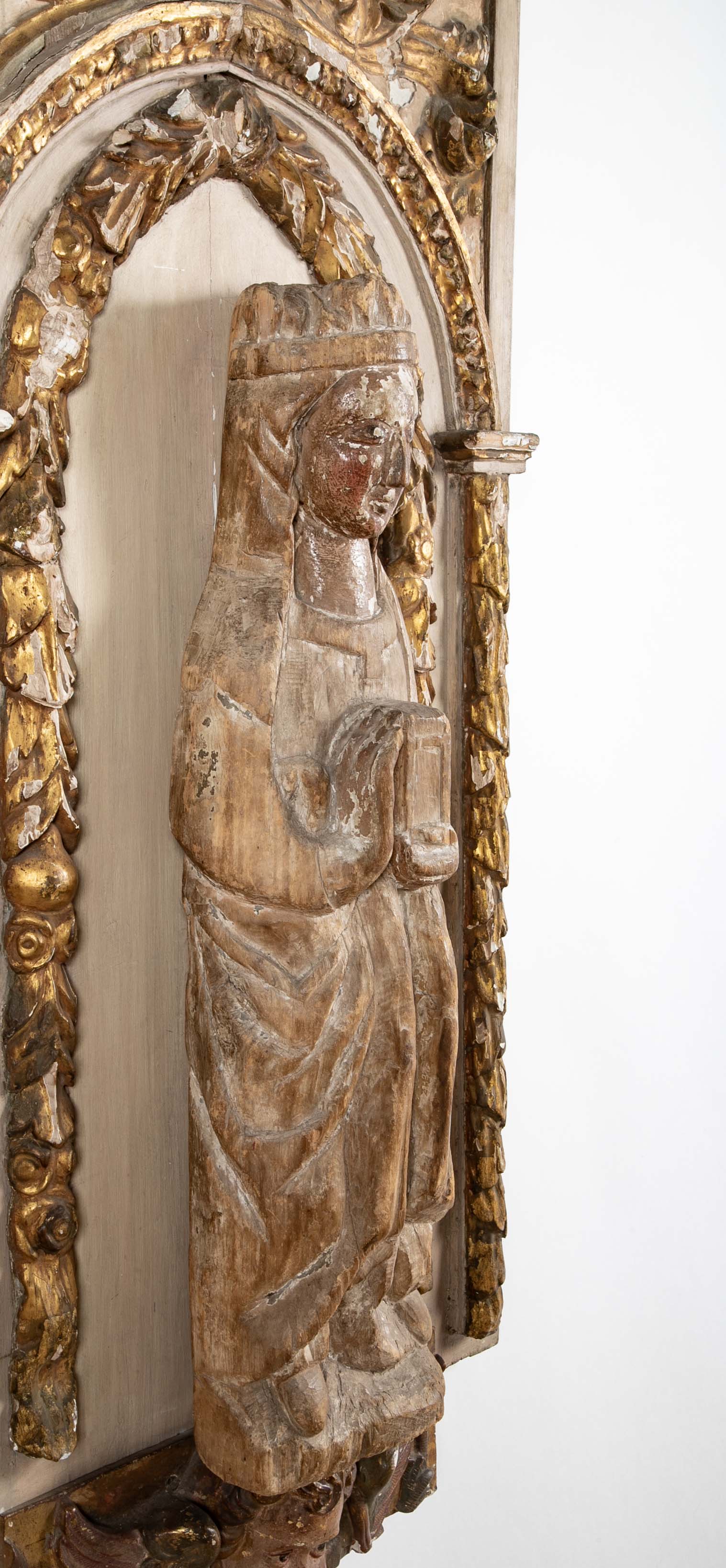 Beautifully Carved Catholic Panneau de Bois with Madonna and Angels