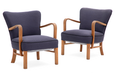 Pair of Danish Modern Oak Armchairs by Fritz Hansen