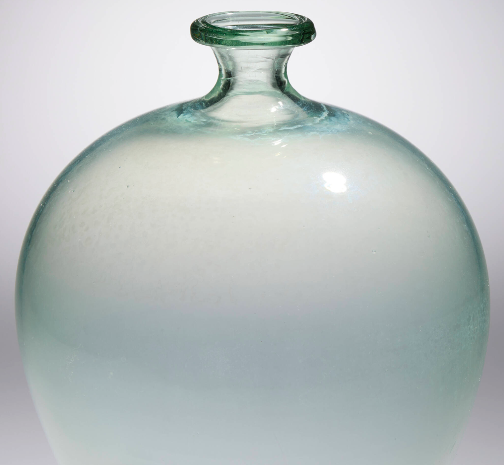 Vittorio Zecchin designed Veronese Vase, by Venini, Murano
