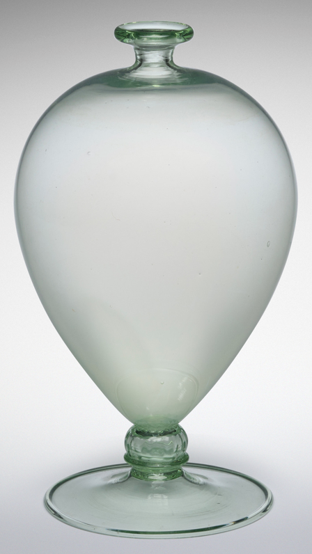 Vittorio Zecchin Veronese Vase Model 1633 produced by Venini