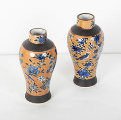 Matched Pair of Chinese Mid-Qing Dynasty Vases