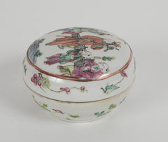 Covered Chinese Porcelain Box