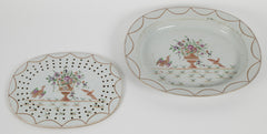 Finely Decorated 18th Century Chinese Export Mazarine Platter