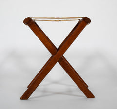 A Maple Folding Luggage Stand