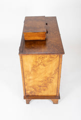 American Lift-Top Blanket Chest in Pine with Yellow & Brown Grained Finish