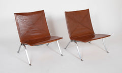 Pair of PK22 Lounge Chairs by Danish Furniture Designer Poul Kjaerholm