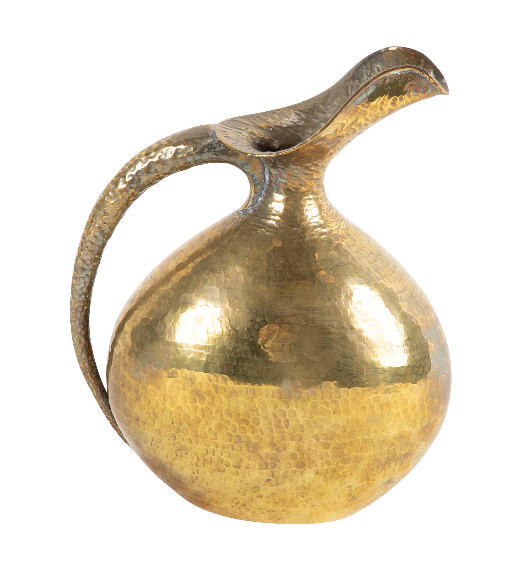 Italian Egidio Casagrande Hammered Brass Pitcher – Avery & Dash