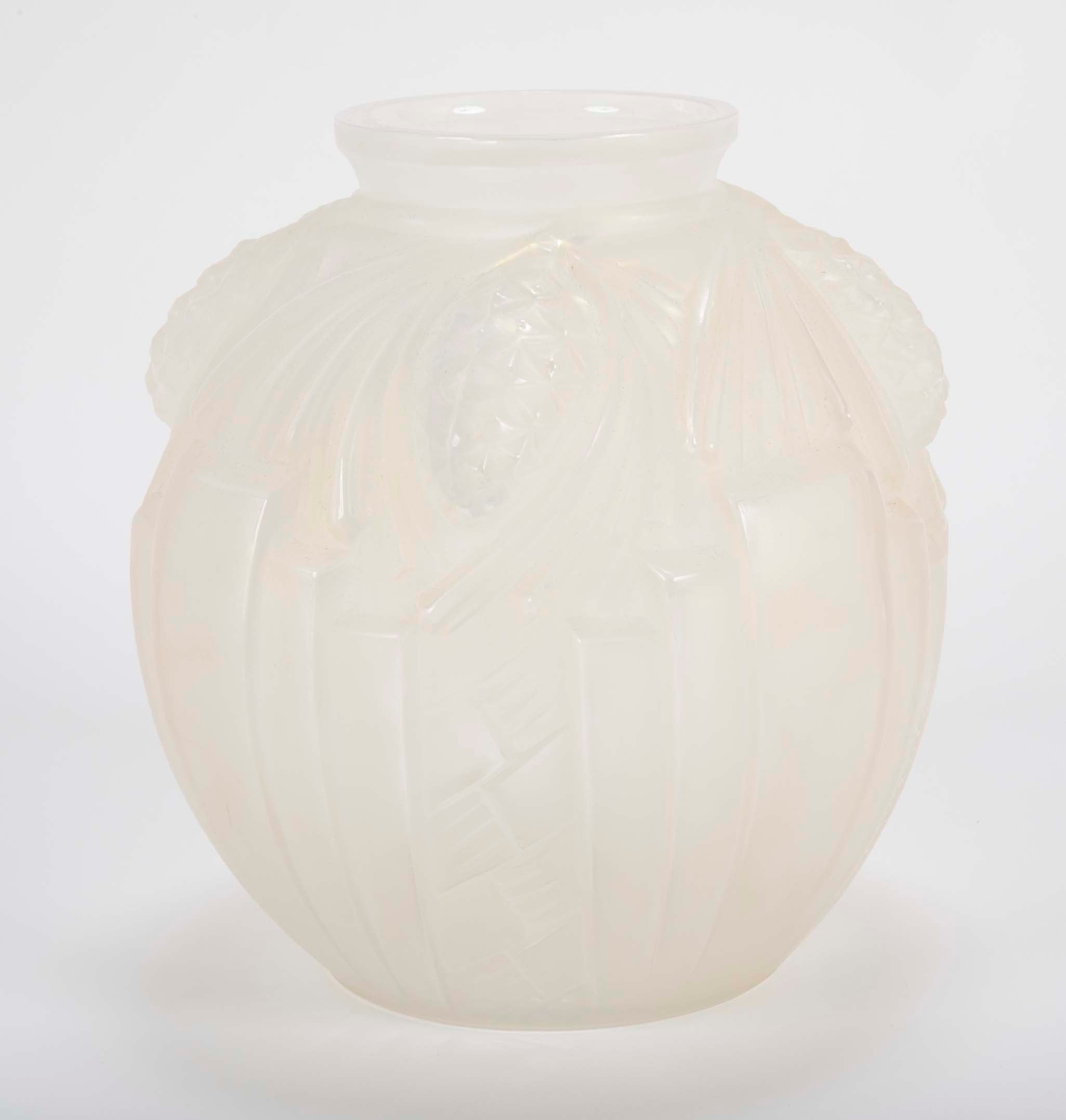Pierre de Cagny Glass Vase