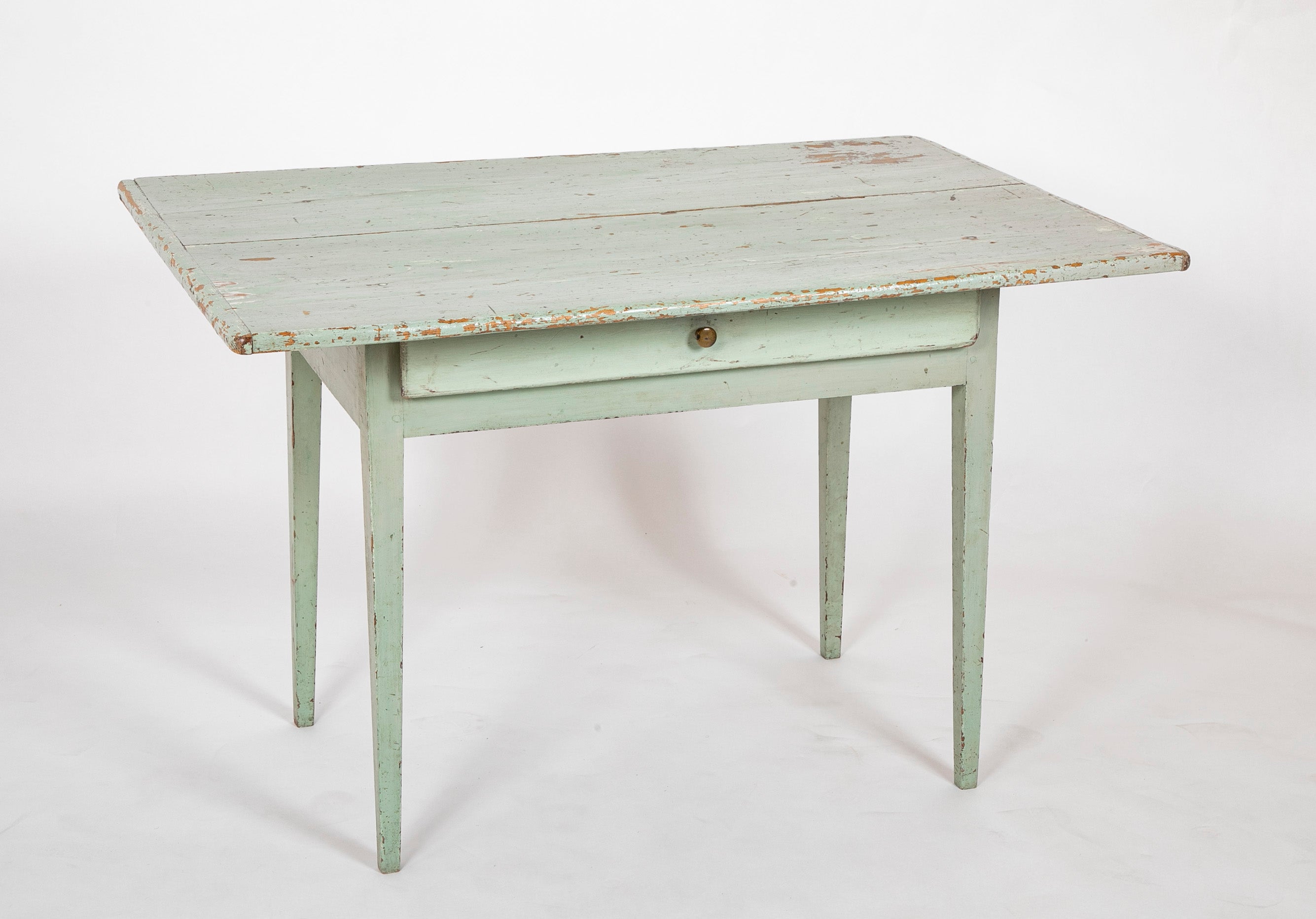 Early 19th Century American Pine Tavern Table