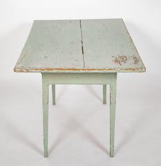 Early 19th Century American Pine Tavern Table