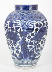 Large Late 17th/Early 18th Octagonal Blue & White Imari Jar