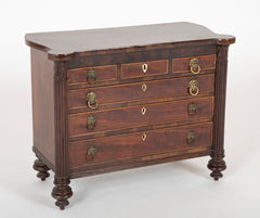 Serpentine Top Commode Model