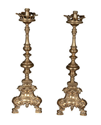 Pair of Tall Brass Candlesticks – Avery & Dash Collections