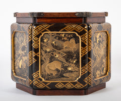 Finely Painted Japanese Cachepot Depicting the 12 Animals of the Zodiac