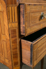 Pair of Neopolitan Neo-Classical Commodini