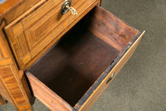 Pair of Neopolitan Neo-Classical Commodini
