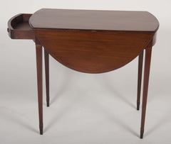 Mahogany Hepplewhite Pembroke Table